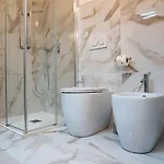 Oxart - Design A Due Passi Da Loreto Apartamento Milão