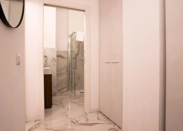 Oxart - Design A Due Passi Da Loreto * Milano